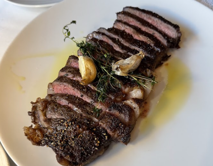 Georgia James signature dishes Steak Tartare
Porterhouse 36 Oz
King Crab Legs